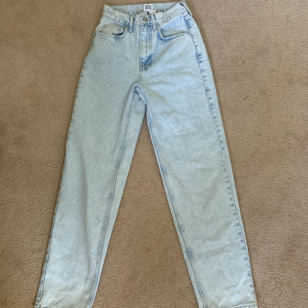 Straight leg Jeans